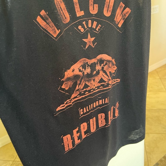 Vintage Women’s XL Volcom Stone California Stone Black Tank Top - Picture 4 of 6